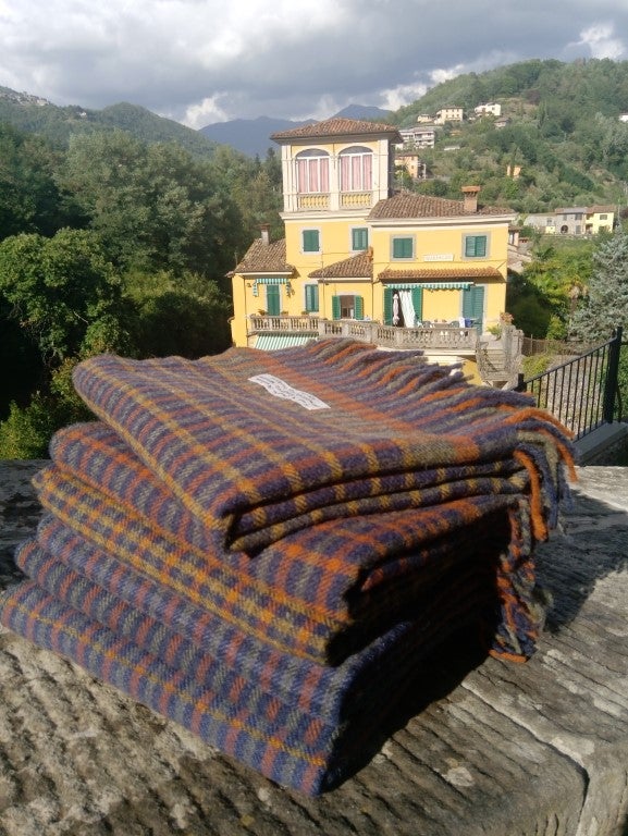 Shetland wool blankets | Newburgh Handloom Weavers