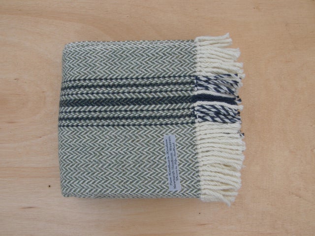 Shetland wool blankets | Newburgh Handloom Weavers