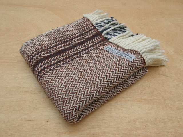 Shetland wool blankets | Newburgh Handloom Weavers